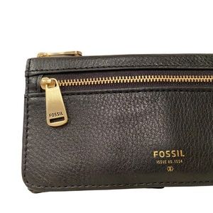 Fossil (BNWT) Preston Flap Wallet in Black Leather
